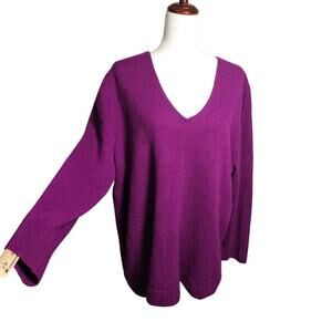 100% Cashmere Jewel Tone Fuschia Sweater.  No Brand or Size Tag L XL